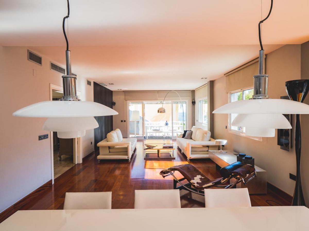 Villa Cubo'S Gibralfaro House Center à Málaga Extérieur photo